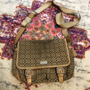 Coach crossbody bag that was my favorite bag! ❤️